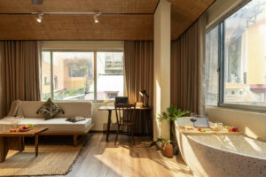 Trương Quyền- SAIGON SOL