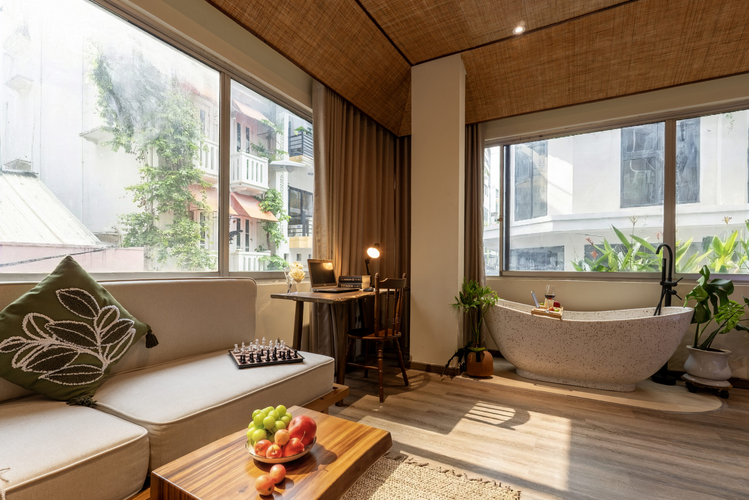 Trương Quyền- SAIGON SOL