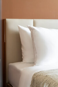 LUMI – Phòng Chill Chill Bồn tắm view sông