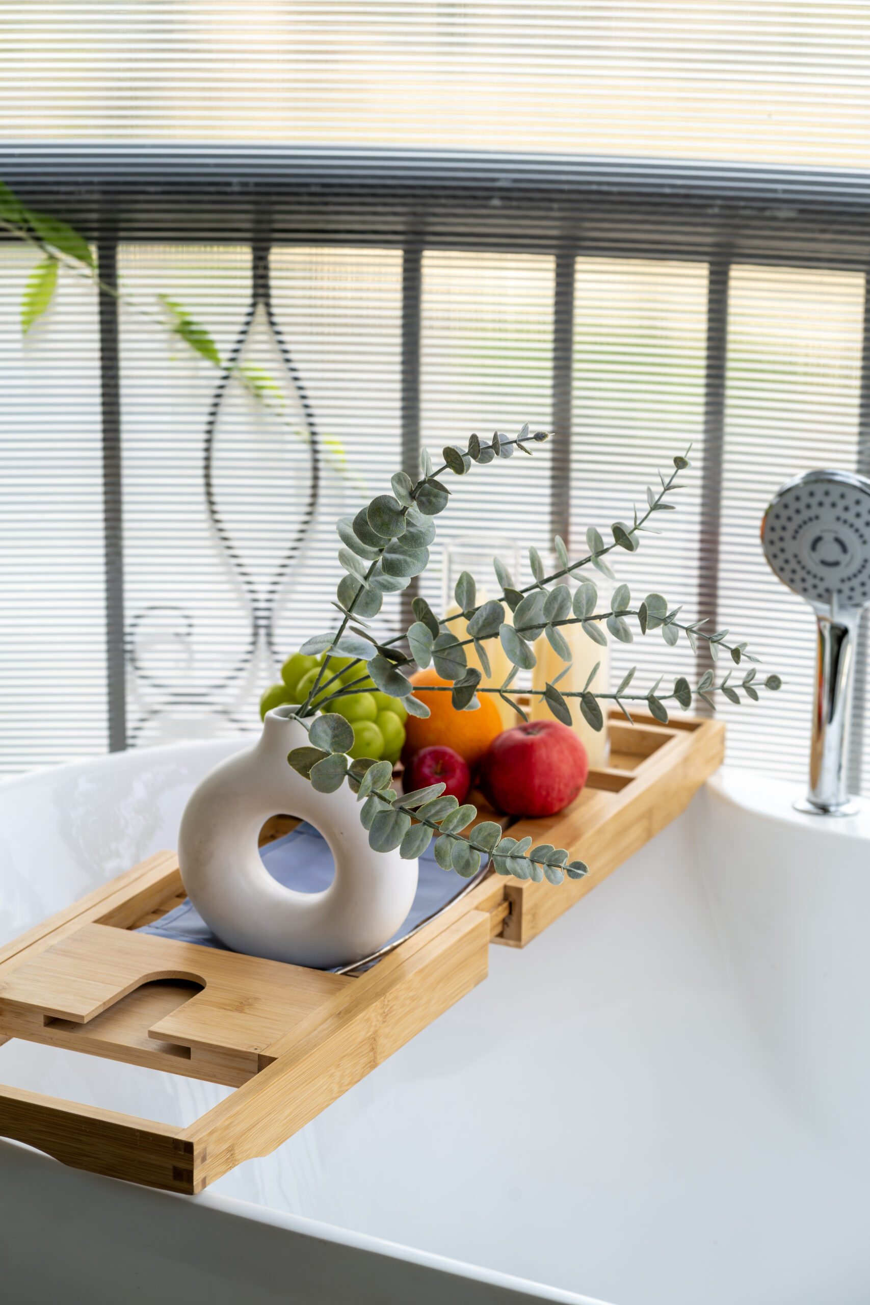 LUMI – Phòng Chill Chill Bồn tắm view sông