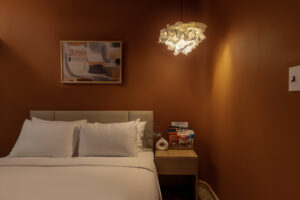 LUMI – Phòng Deluxe Cửa sổ lớn