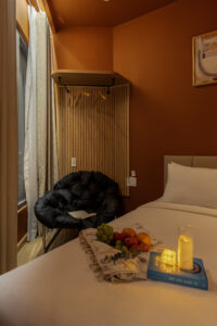 LUMI – Phòng Deluxe Cửa sổ lớn