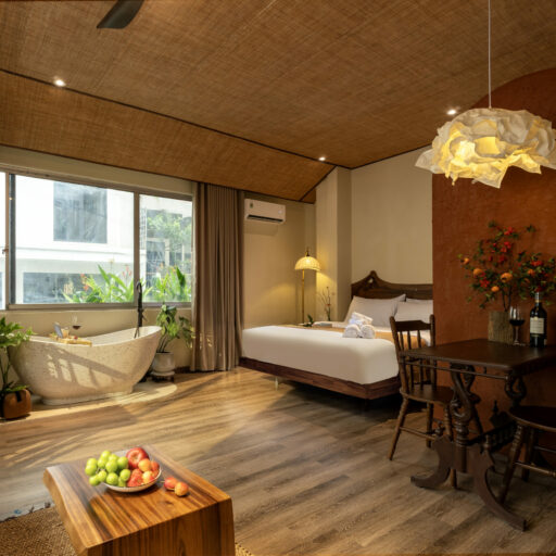 Về nhận và trả phòng